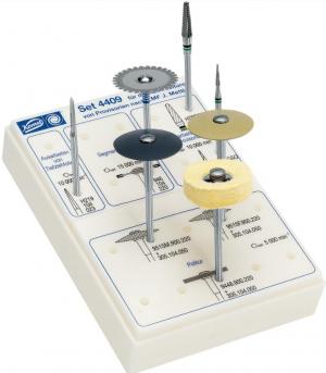 Komet 4409 000 Набор для обработки временных реставраций по Дж. Меттлеру - Диски, круги, головки (фото 1)