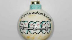 Елочная игрушка для стоматолога 9