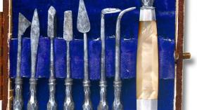 Карманный набор для удаления зубов, 1790г. Перламутр и сталь.