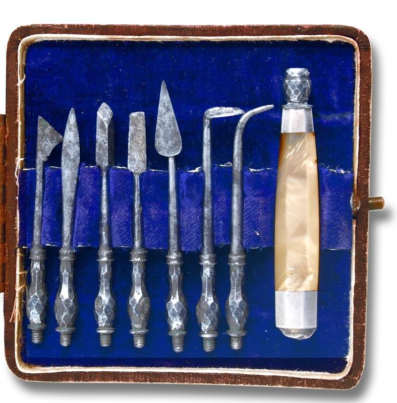Карманный набор для удаления зубов, 1790г. Перламутр и сталь.