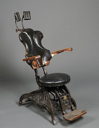 Стоматологическое кресло (19 век)