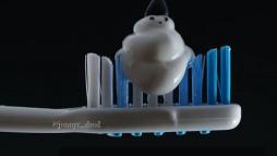 Снеговик из зубной пасты