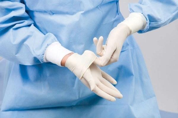 Хирургические перчатки можно использовать для удаления сломанных зубных винтов
