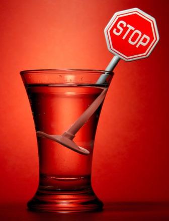 Употребление алкоголя повышает риск развития рака в полости рта у мужчин