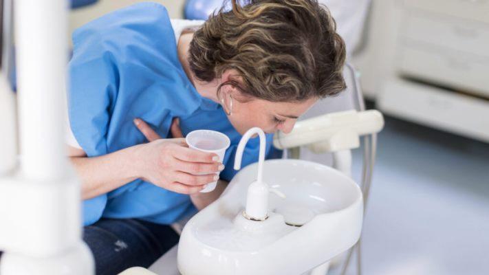 Жидкость для полоскания рта может выявить риск сердечно-сосудистых заболеваний